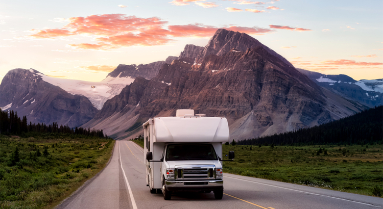 Kanada Wohnmobil Icefields Parkway Foto iStock edb3_16